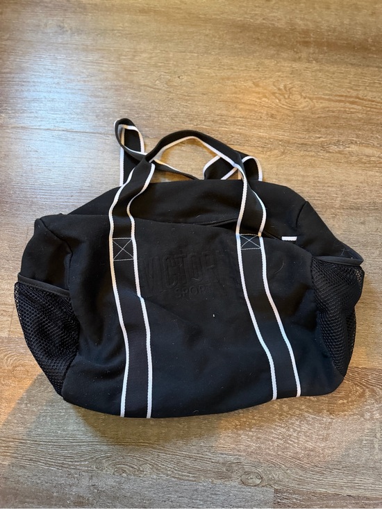 Victoria's Secret Other - PINK/ Victoria Secret Duffel bag